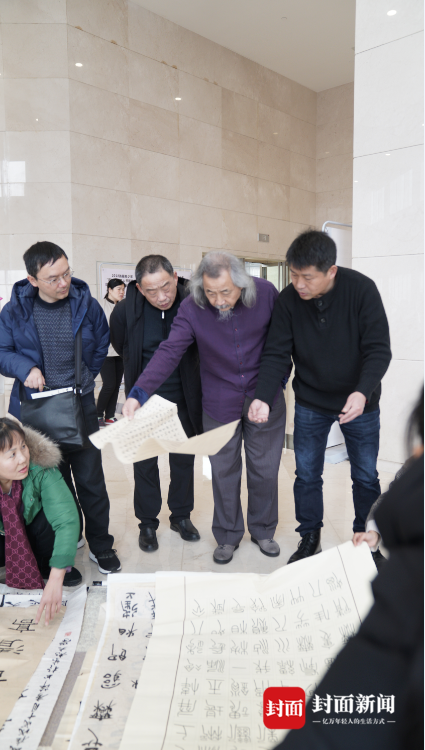 王道義：青少年書法“前景可喜”